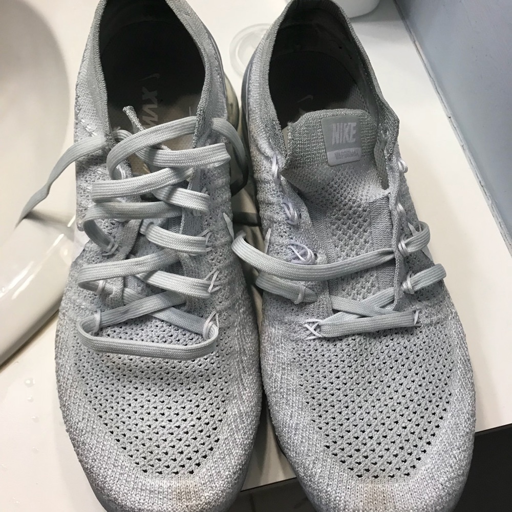 Vapor Max size 8